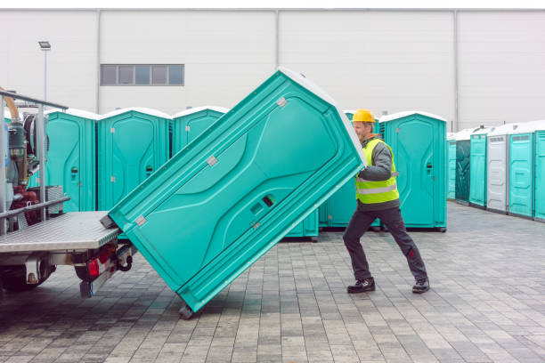 Best Standard Portable Toilet Rental  in La Plata, MO